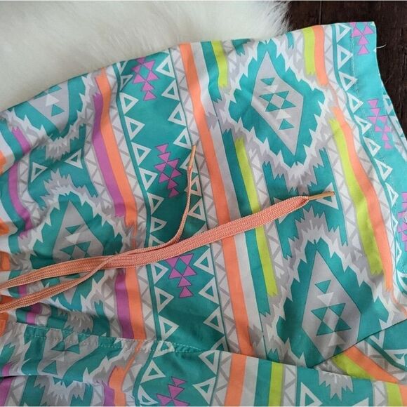 Chubbies The En Fuegos swim trunks shorts 7" inseam M Medium - Picture 3 of 7